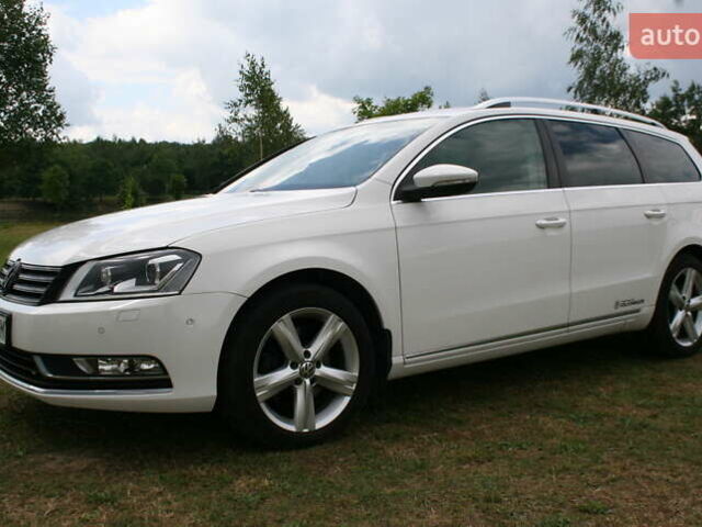 Белый Фольксваген Пассат, объемом двигателя 1.97 л и пробегом 365 тыс. км за 12000 $, фото 109 на Automoto.ua