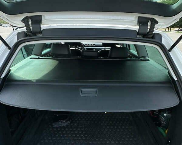 Белый Фольксваген Пассат, объемом двигателя 1.97 л и пробегом 272 тыс. км за 10900 $, фото 10 на Automoto.ua