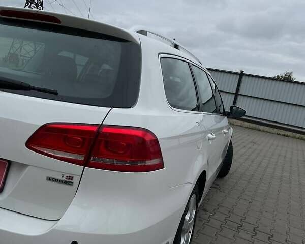 Белый Фольксваген Пассат, объемом двигателя 1.4 л и пробегом 269 тыс. км за 7600 $, фото 4 на Automoto.ua