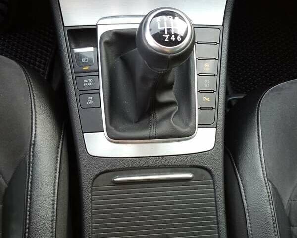 Белый Фольксваген Пассат, объемом двигателя 1.97 л и пробегом 270 тыс. км за 9700 $, фото 29 на Automoto.ua