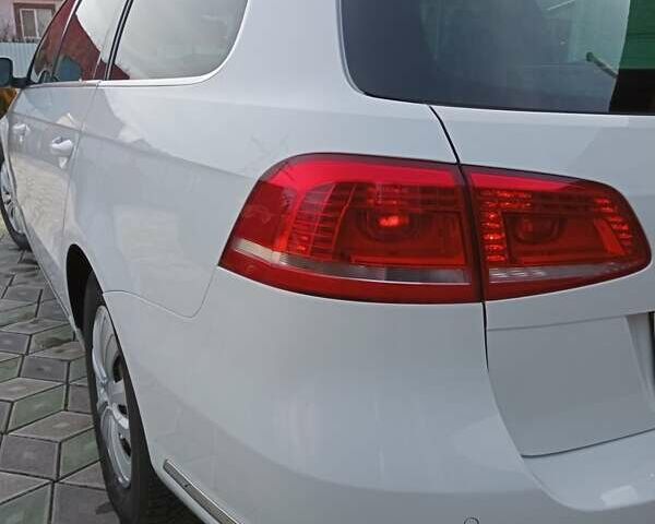 Белый Фольксваген Пассат, объемом двигателя 1.97 л и пробегом 270 тыс. км за 9700 $, фото 3 на Automoto.ua