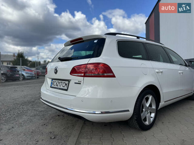 Белый Фольксваген Пассат, объемом двигателя 1.6 л и пробегом 240 тыс. км за 8000 $, фото 15 на Automoto.ua