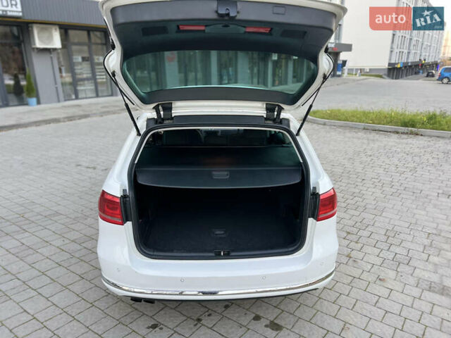 Белый Фольксваген Пассат, объемом двигателя 1.97 л и пробегом 306 тыс. км за 10500 $, фото 15 на Automoto.ua