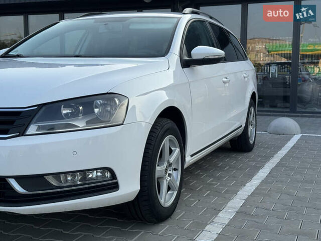 Білий Фольксваген Пассат, об'ємом двигуна 1.6 л та пробігом 220 тис. км за 9250 $, фото 8 на Automoto.ua