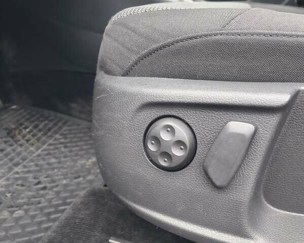 Білий Фольксваген Пассат, об'ємом двигуна 1.97 л та пробігом 239 тис. км за 9499 $, фото 27 на Automoto.ua