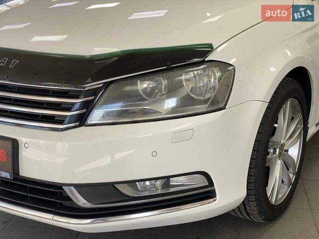 Білий Фольксваген Пассат, об'ємом двигуна 1.4 л та пробігом 313 тис. км за 6990 $, фото 3 на Automoto.ua