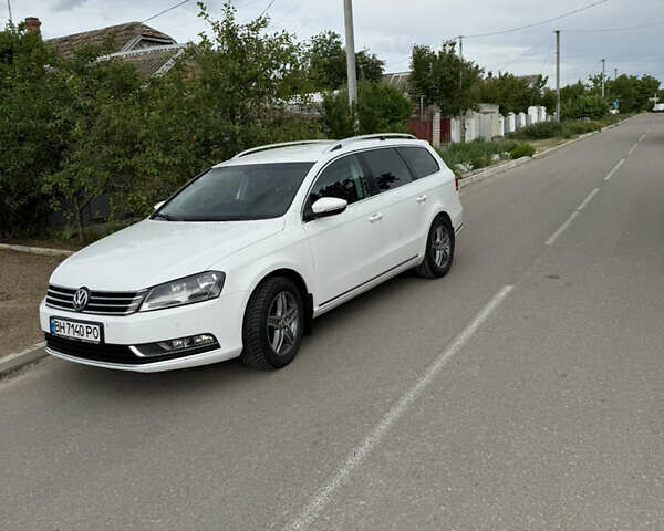 Белый Фольксваген Пассат, объемом двигателя 1.97 л и пробегом 234 тыс. км за 10800 $, фото 8 на Automoto.ua