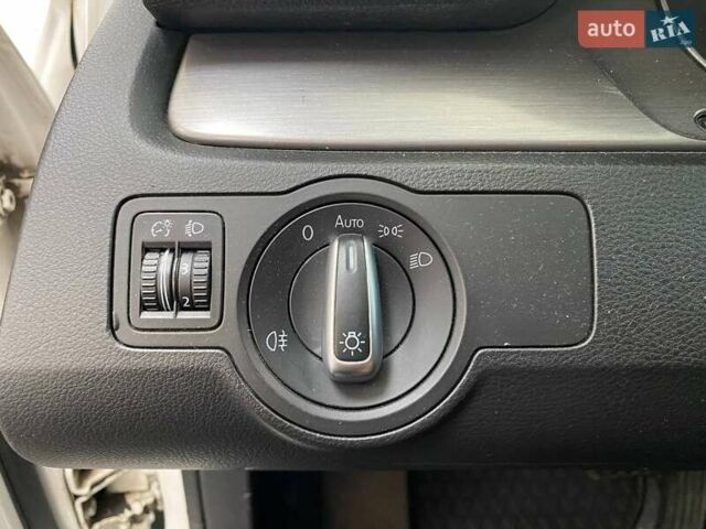 Білий Фольксваген Пассат, об'ємом двигуна 1.4 л та пробігом 313 тис. км за 6990 $, фото 22 на Automoto.ua