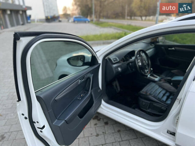 Белый Фольксваген Пассат, объемом двигателя 1.97 л и пробегом 306 тыс. км за 10500 $, фото 9 на Automoto.ua