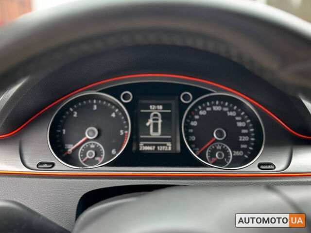 Белый Фольксваген Пассат, объемом двигателя 2 л и пробегом 230 тыс. км за 13200 $, фото 9 на Automoto.ua