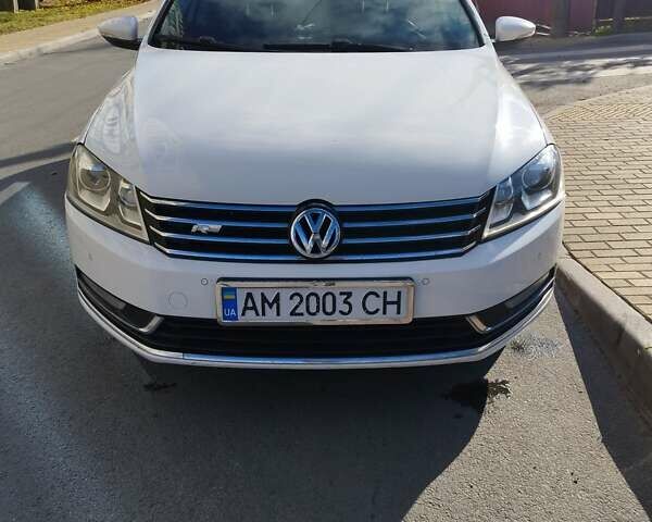 Белый Фольксваген Пассат, объемом двигателя 2 л и пробегом 311 тыс. км за 10300 $, фото 9 на Automoto.ua