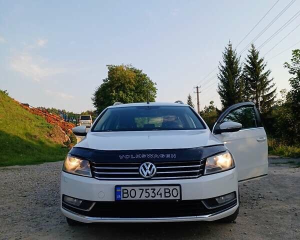 Белый Фольксваген Пассат, объемом двигателя 1.97 л и пробегом 202 тыс. км за 9700 $, фото 7 на Automoto.ua