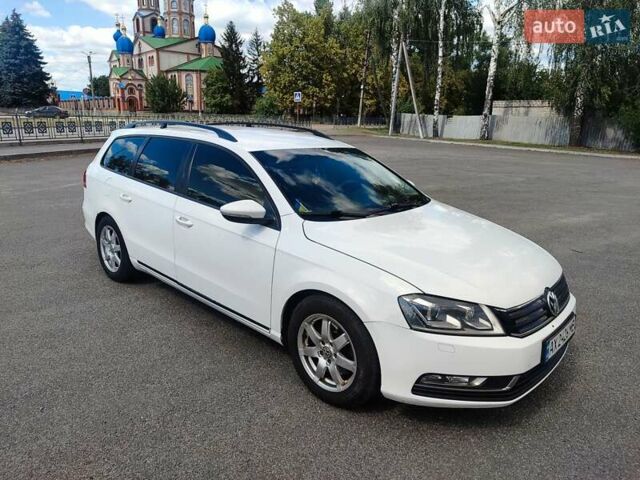 Белый Фольксваген Пассат, объемом двигателя 1.6 л и пробегом 408 тыс. км за 8000 $, фото 4 на Automoto.ua