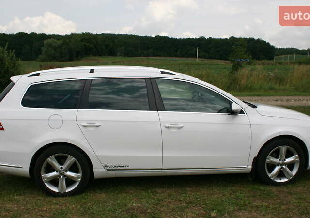 Белый Фольксваген Пассат, объемом двигателя 1.97 л и пробегом 365 тыс. км за 12000 $, фото 1 на Automoto.ua