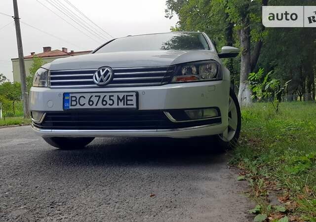 Белый Фольксваген Пассат, объемом двигателя 1.97 л и пробегом 311 тыс. км за 9999 $, фото 12 на Automoto.ua