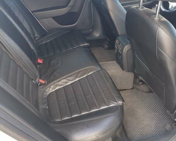 Белый Фольксваген Пассат, объемом двигателя 2 л и пробегом 311 тыс. км за 10300 $, фото 1 на Automoto.ua