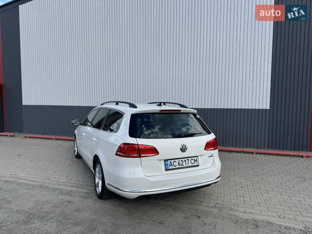 Белый Фольксваген Пассат, объемом двигателя 1.6 л и пробегом 240 тыс. км за 8000 $, фото 10 на Automoto.ua