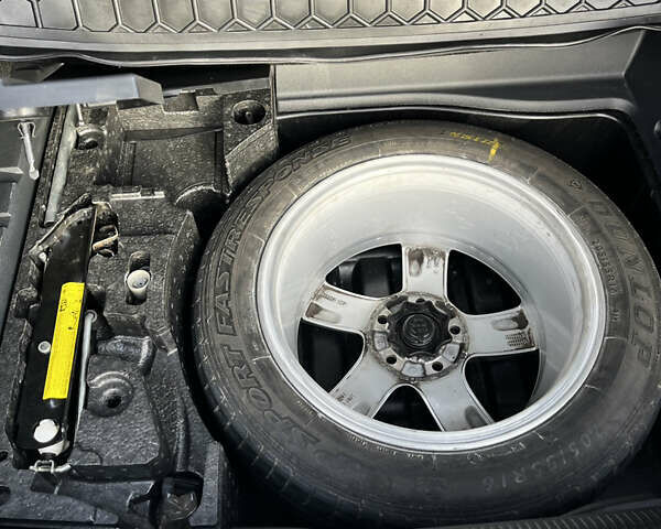 Білий Фольксваген Пассат, об'ємом двигуна 1.97 л та пробігом 288 тис. км за 9600 $, фото 26 на Automoto.ua