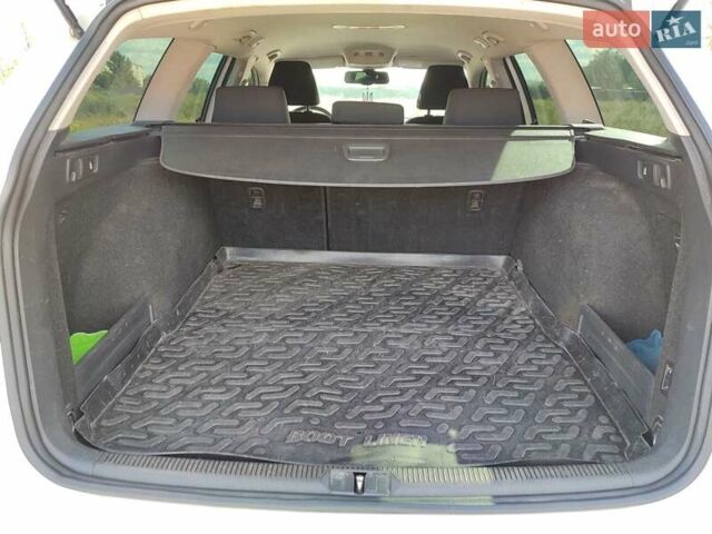 Белый Фольксваген Пассат, объемом двигателя 1.6 л и пробегом 408 тыс. км за 8000 $, фото 7 на Automoto.ua