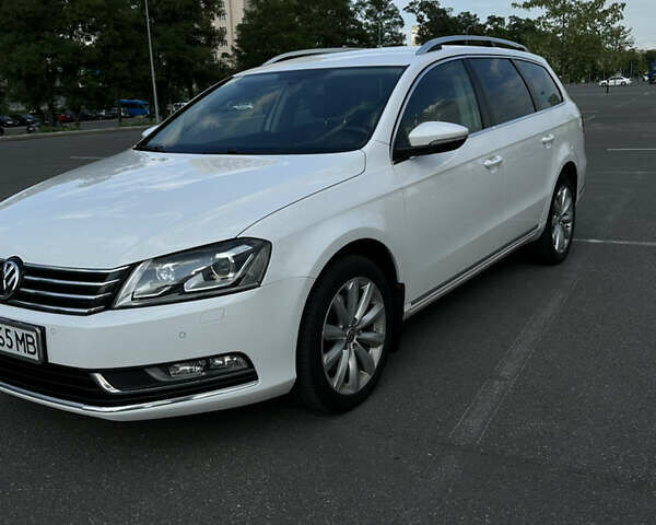 Белый Фольксваген Пассат, объемом двигателя 1.97 л и пробегом 272 тыс. км за 10900 $, фото 5 на Automoto.ua