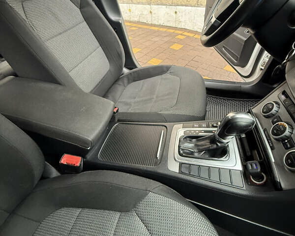 Белый Фольксваген Пассат, объемом двигателя 1.4 л и пробегом 260 тыс. км за 7800 $, фото 35 на Automoto.ua