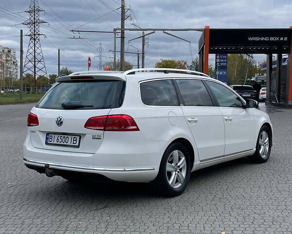 Белый Фольксваген Пассат, объемом двигателя 1.97 л и пробегом 250 тыс. км за 9500 $, фото 3 на Automoto.ua