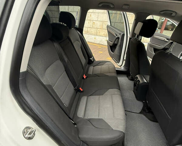 Белый Фольксваген Пассат, объемом двигателя 1.4 л и пробегом 260 тыс. км за 7800 $, фото 29 на Automoto.ua