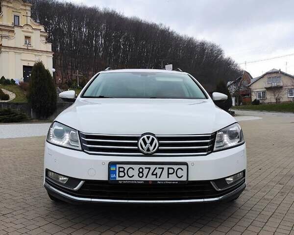 Белый Фольксваген Пассат, объемом двигателя 1.6 л и пробегом 266 тыс. км за 8299 $, фото 1 на Automoto.ua