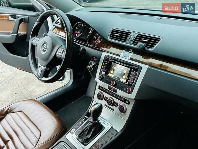 Білий Фольксваген Пассат, об'ємом двигуна 1.8 л та пробігом 259 тис. км за 8900 $, фото 34 на Automoto.ua
