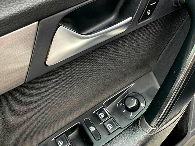 Белый Фольксваген Пассат, объемом двигателя 2 л и пробегом 250 тыс. км за 9500 $, фото 8 на Automoto.ua