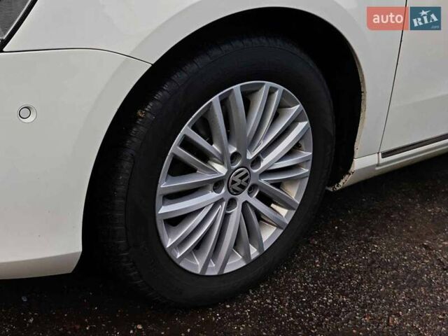 Білий Фольксваген Пассат, об'ємом двигуна 1.8 л та пробігом 259 тис. км за 10690 $, фото 1 на Automoto.ua