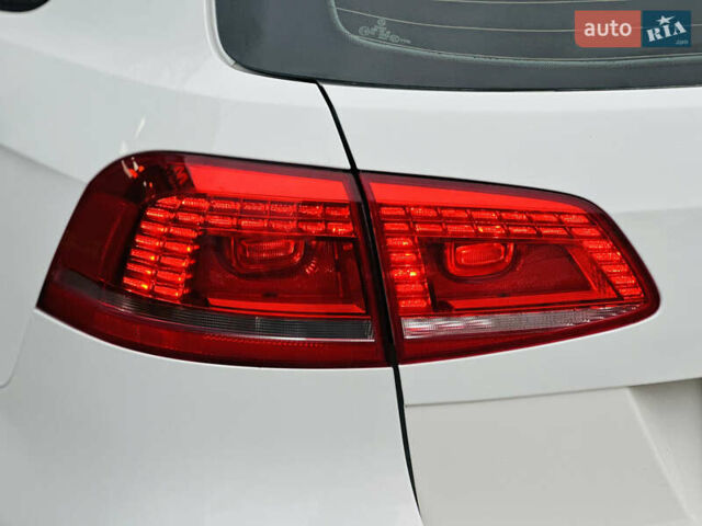 Білий Фольксваген Пассат, об'ємом двигуна 1.8 л та пробігом 259 тис. км за 8900 $, фото 7 на Automoto.ua