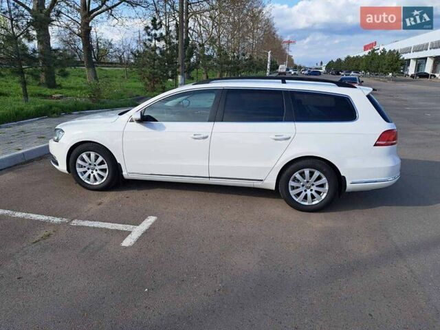 Білий Фольксваген Пассат, об'ємом двигуна 1.6 л та пробігом 268 тис. км за 12000 $, фото 11 на Automoto.ua