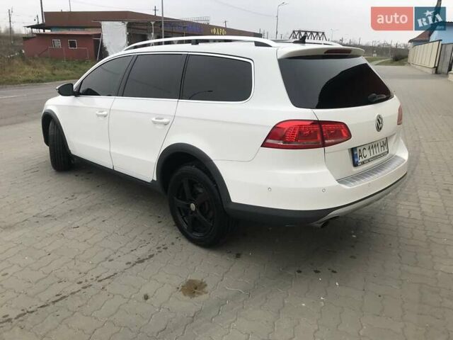 Белый Фольксваген Пассат, объемом двигателя 0 л и пробегом 280 тыс. км за 13100 $, фото 14 на Automoto.ua