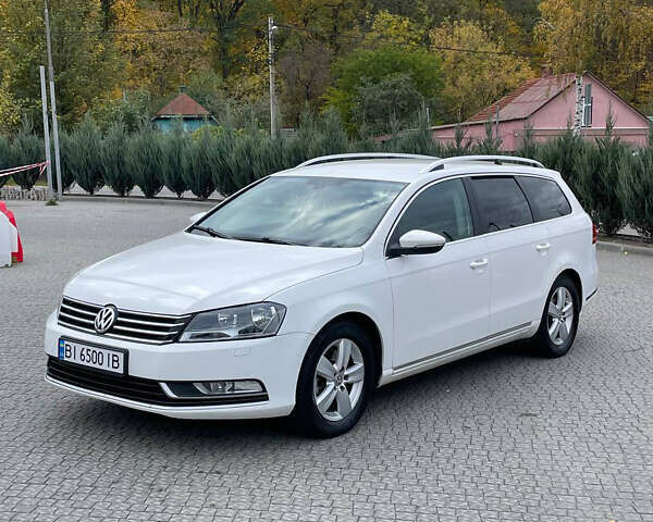 Белый Фольксваген Пассат, объемом двигателя 1.97 л и пробегом 250 тыс. км за 9500 $, фото 2 на Automoto.ua