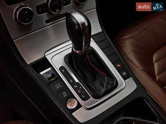 Білий Фольксваген Пассат, об'ємом двигуна 1.8 л та пробігом 259 тис. км за 10690 $, фото 28 на Automoto.ua