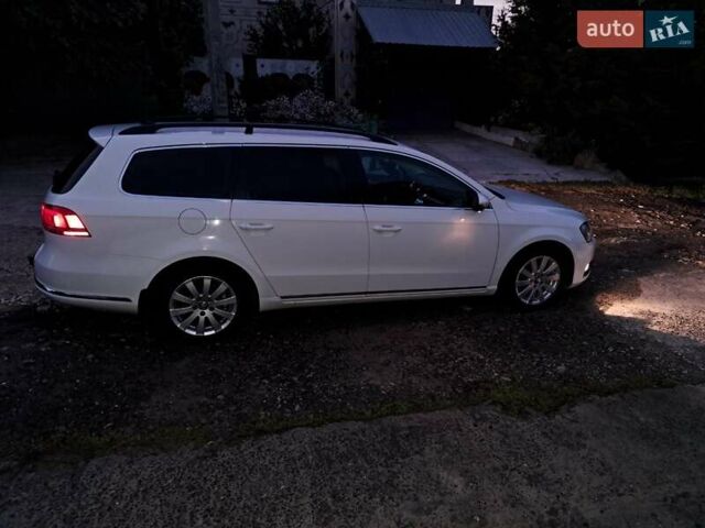 Білий Фольксваген Пассат, об'ємом двигуна 1.6 л та пробігом 268 тис. км за 12000 $, фото 10 на Automoto.ua