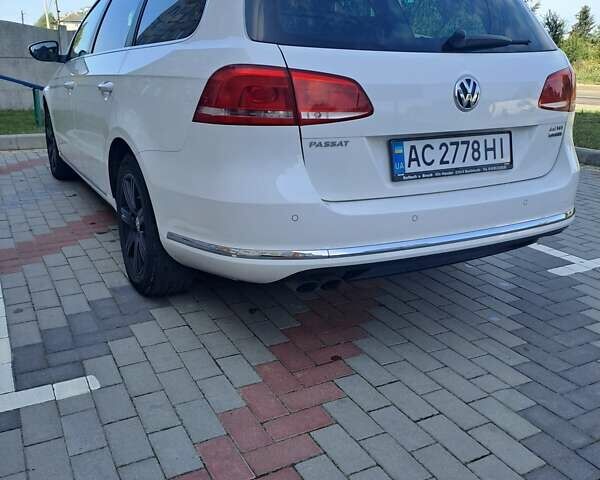 Білий Фольксваген Пассат, об'ємом двигуна 1.97 л та пробігом 295 тис. км за 10500 $, фото 4 на Automoto.ua