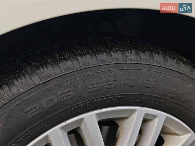 Білий Фольксваген Пассат, об'ємом двигуна 1.8 л та пробігом 259 тис. км за 10690 $, фото 4 на Automoto.ua