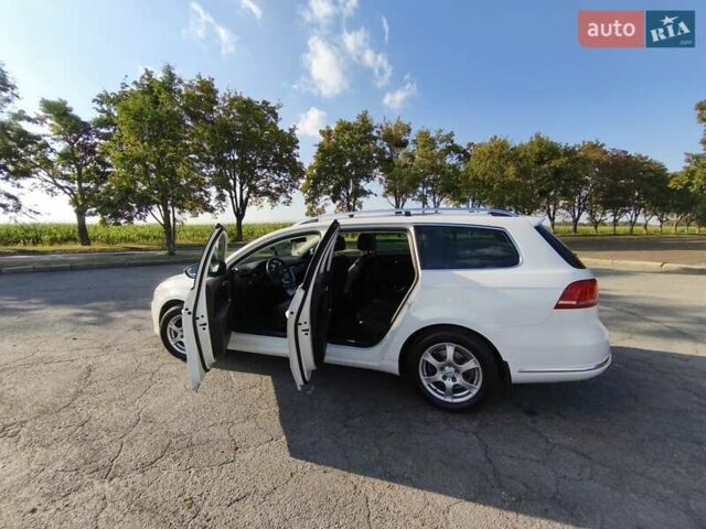 Белый Фольксваген Пассат, объемом двигателя 1.97 л и пробегом 229 тыс. км за 10800 $, фото 2 на Automoto.ua