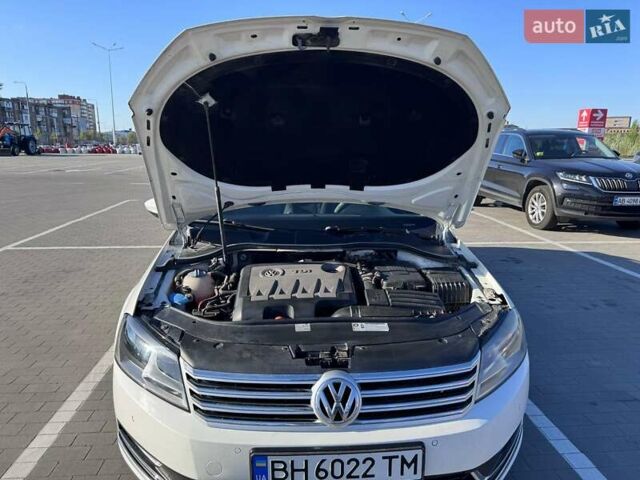 Белый Фольксваген Пассат, объемом двигателя 1.97 л и пробегом 275 тыс. км за 9500 $, фото 13 на Automoto.ua