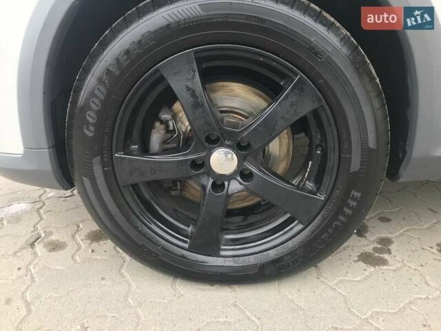 Белый Фольксваген Пассат, объемом двигателя 0 л и пробегом 280 тыс. км за 13100 $, фото 9 на Automoto.ua