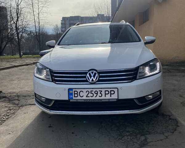 Белый Фольксваген Пассат, объемом двигателя 1.97 л и пробегом 265 тыс. км за 10900 $, фото 10 на Automoto.ua
