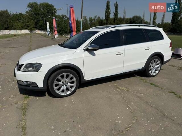 Белый Фольксваген Пассат, объемом двигателя 1.97 л и пробегом 340 тыс. км за 12999 $, фото 5 на Automoto.ua