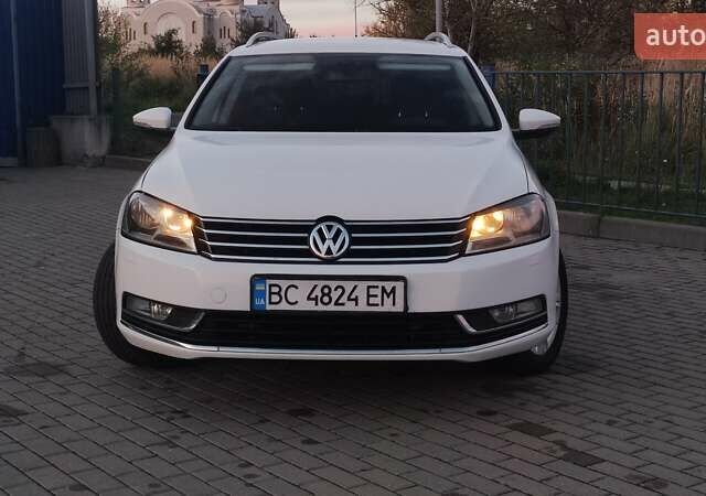 Фольксваген Пассат 2012 у Дрогобичі на Automoto.ua Білий Фольксваген Пассат, об'ємом двигуна 1.4 л та пробігом 256 тис. км за 6750 $, фото 57 на Automoto.ua