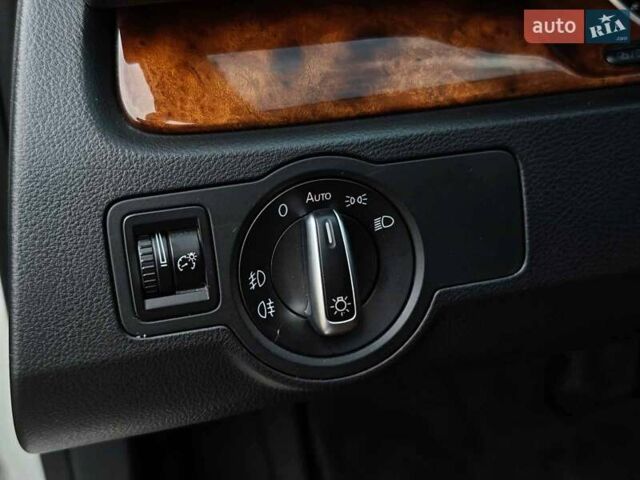 Білий Фольксваген Пассат, об'ємом двигуна 1.8 л та пробігом 259 тис. км за 10690 $, фото 24 на Automoto.ua