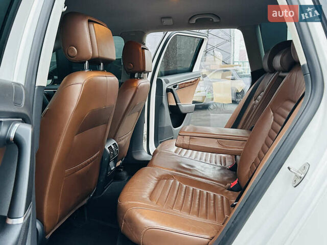 Білий Фольксваген Пассат, об'ємом двигуна 1.8 л та пробігом 259 тис. км за 8900 $, фото 20 на Automoto.ua