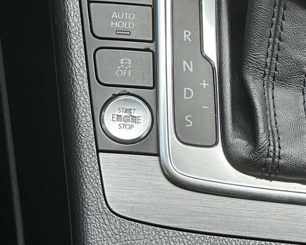 Белый Фольксваген Пассат, объемом двигателя 2 л и пробегом 222 тыс. км за 10500 $, фото 7 на Automoto.ua