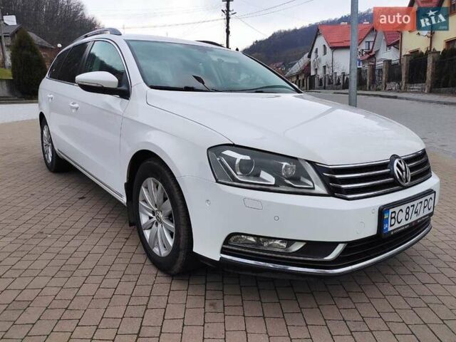 Белый Фольксваген Пассат, объемом двигателя 1.6 л и пробегом 266 тыс. км за 8299 $, фото 2 на Automoto.ua