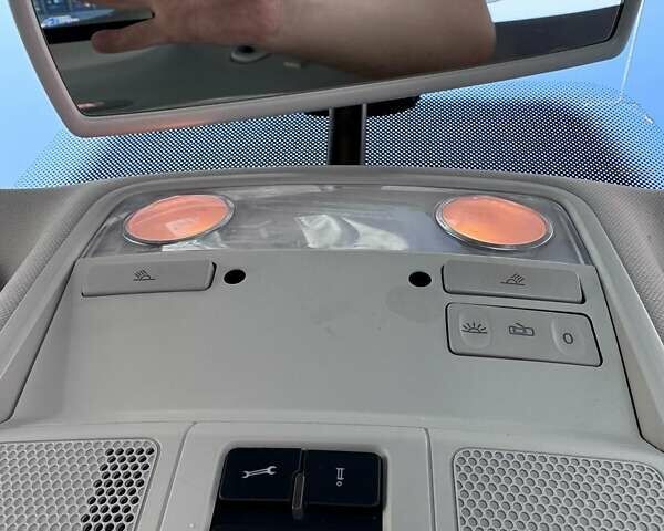 Белый Фольксваген Пассат, объемом двигателя 1.97 л и пробегом 275 тыс. км за 9500 $, фото 27 на Automoto.ua